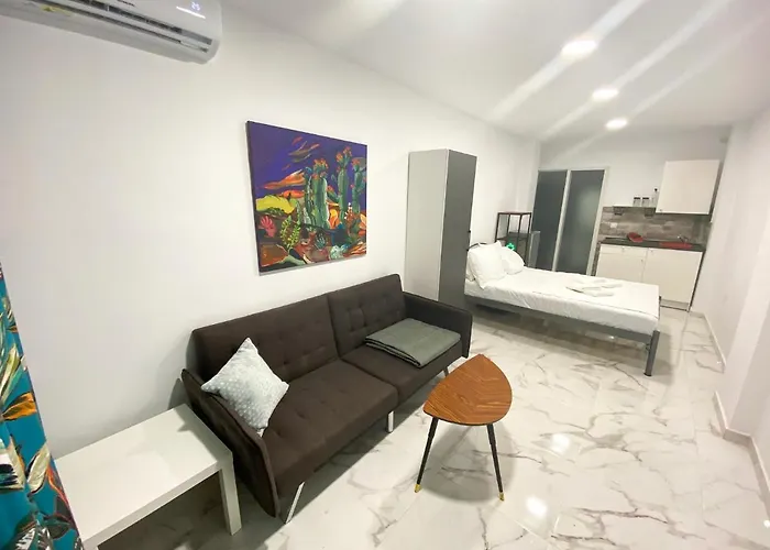 Nirvana Comfort Apartments 2